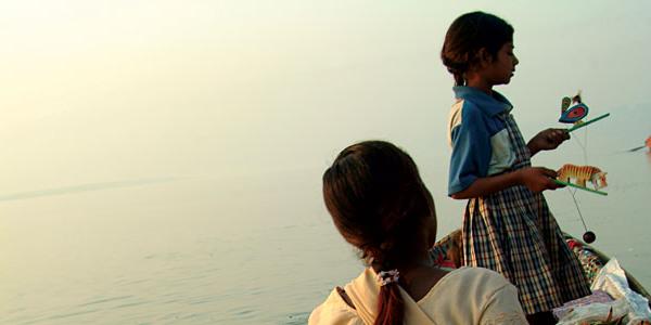 Children in India playing