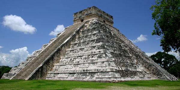 The incredible Mayan pyramids at Chichén Itzá