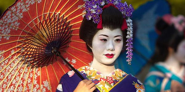 Beautiful Geisha in Japan