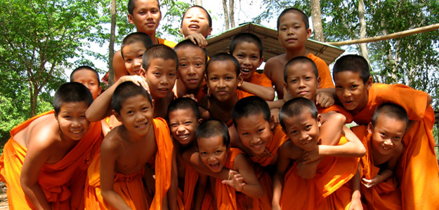 Atrc_banner_cambodia_monks_