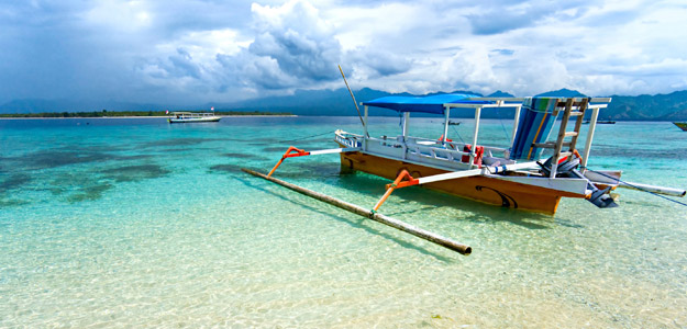 Aela_banner_lombok_gili_meno_sea_boat