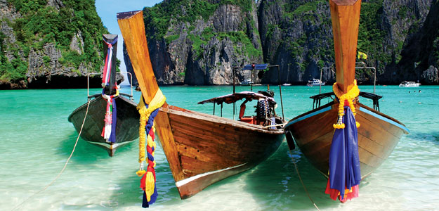 Atth-thailand-phuket-longtail-boat-beach-is-11628729-md-rgb