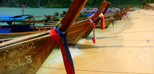 Attw_banner_thailand_ko_tao_boats