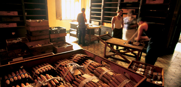 Tcchvc_banner_cuba_cigar_manufacturing