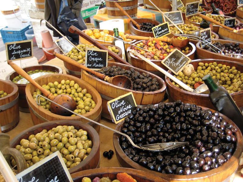 France_beaune_market_olives-rachel_wasser_2009-img002_md_rgb