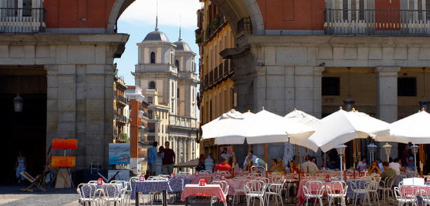 Esmp_banner_spain_plaza_mayor_cafes