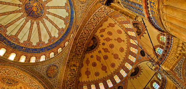 Etat_banner_turkey_ceiling_blue_mosque