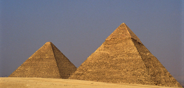 Dpee_banner_egypt_pyramids_giza