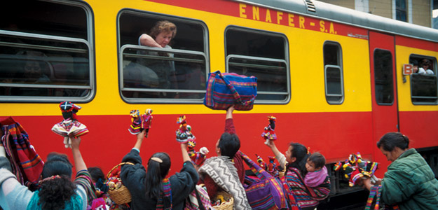 Tspmtc_banner_peru_people_woman_in_train_group_of_people