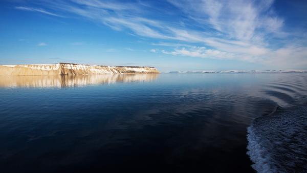 Wondering whether to head north or south? Here’s how the Arctic and Antarctica compare for your very first polar adventure