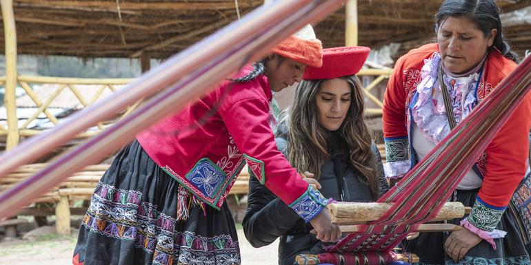 Quito to La Paz: Amazon & Ancient Cultures