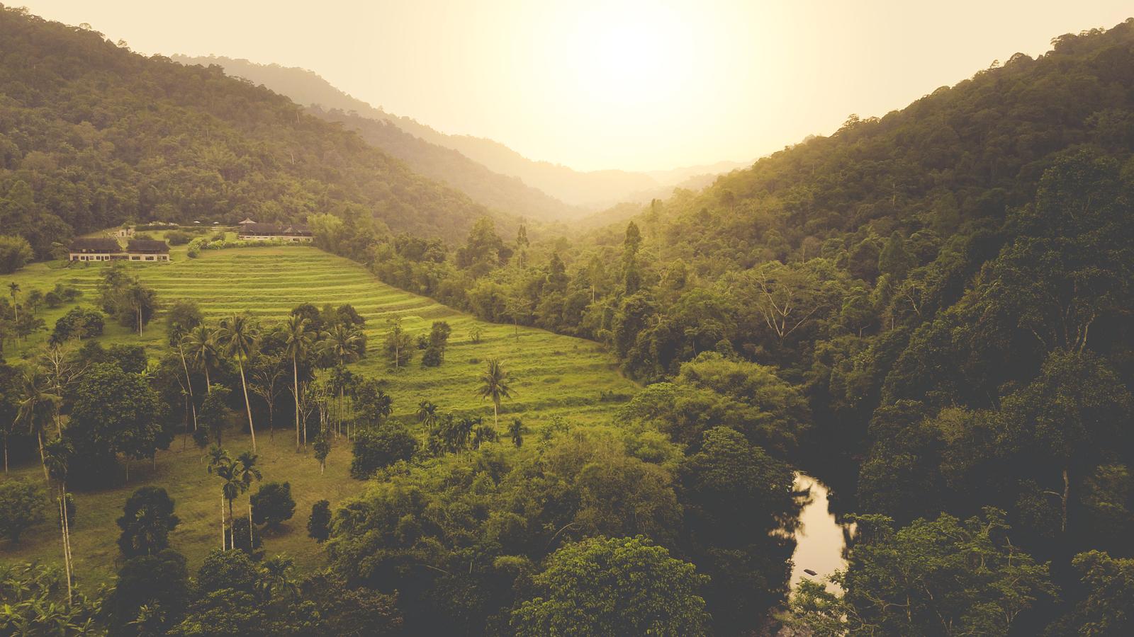 Thailand Encompassed – East Coast Islands