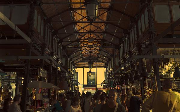 Madrid's famed food market can be overwhelming. Here are five food stalls that you absolutely can't miss