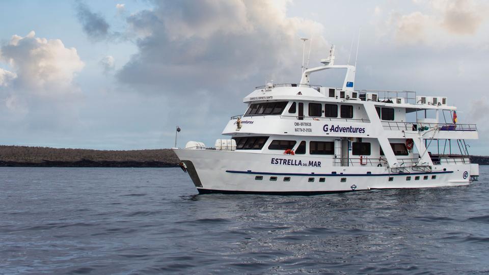 Private Yacht Galapagos