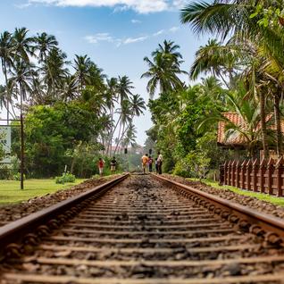 Sri Lanka Land & Sea