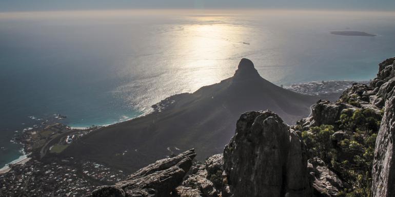 Serengeti, Falls & Cape Town Overland: Sunsets & Safaris tourhub | G Adventures | Serengeti, Falls & Cape Town Overland: Sunsets & Safaris