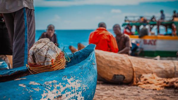 Let's go to east Africa with writer, photographer and “Best Job In The World” winner, Greg Snell, as he shares his own travel experiences and a brief history of Malawi.