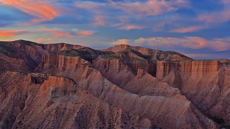 Alternatives Andalusien Wandern Mit Reichlich Gutem Essen Und Wein G Adventures