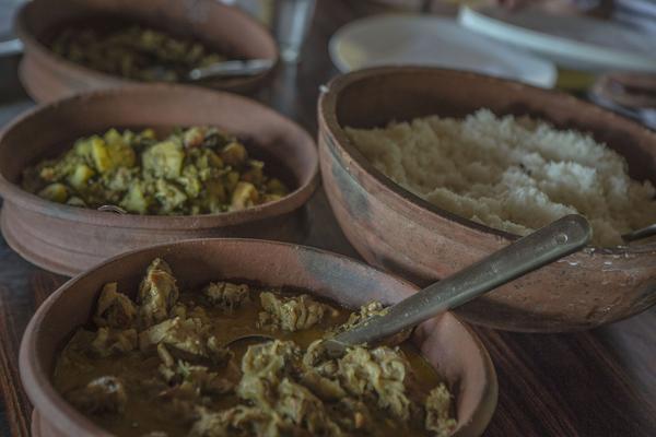 Seven tips that'll help keep your tummy feeling fine abroad