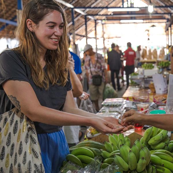 Bangkok Day Tour: Thai Foodie Tour and Cooking Class (half day)