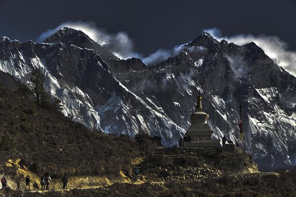 Don't forget these items when you head to the scenic mountain range in Nepal