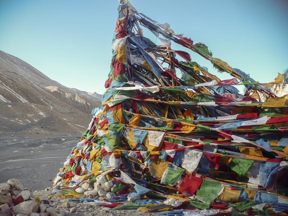 5 things you should know about tibetan prayer flags g adventures