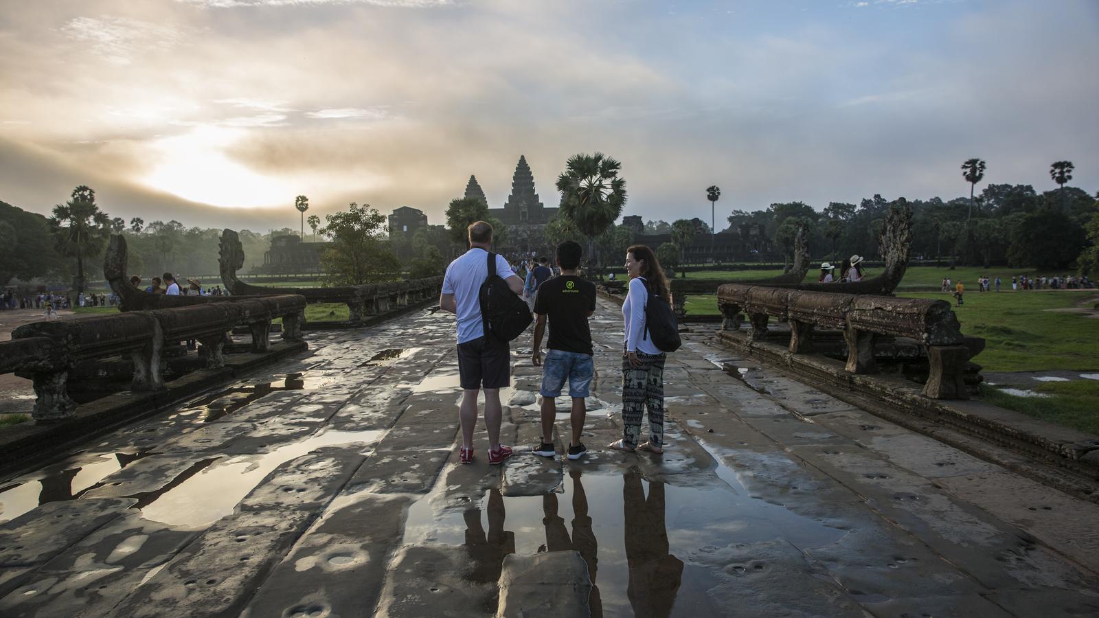 tour of cambodia and vietnam