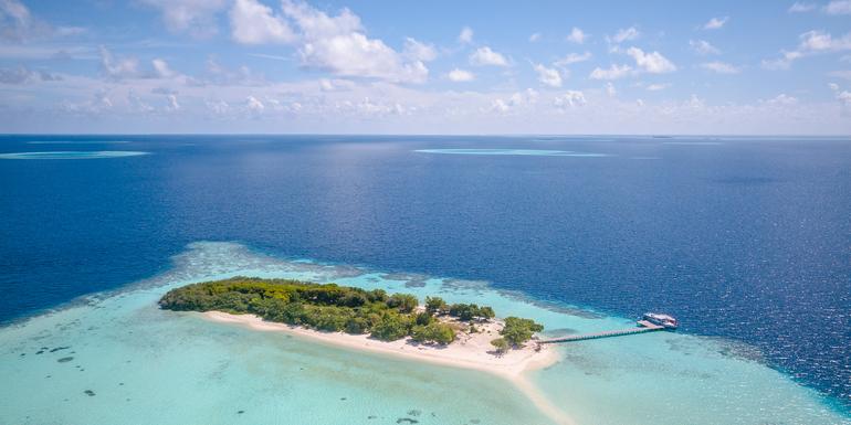Sri Lanka & Maldives Adventure tourhub | G Adventures | Sri Lanka & Maldives Adventure