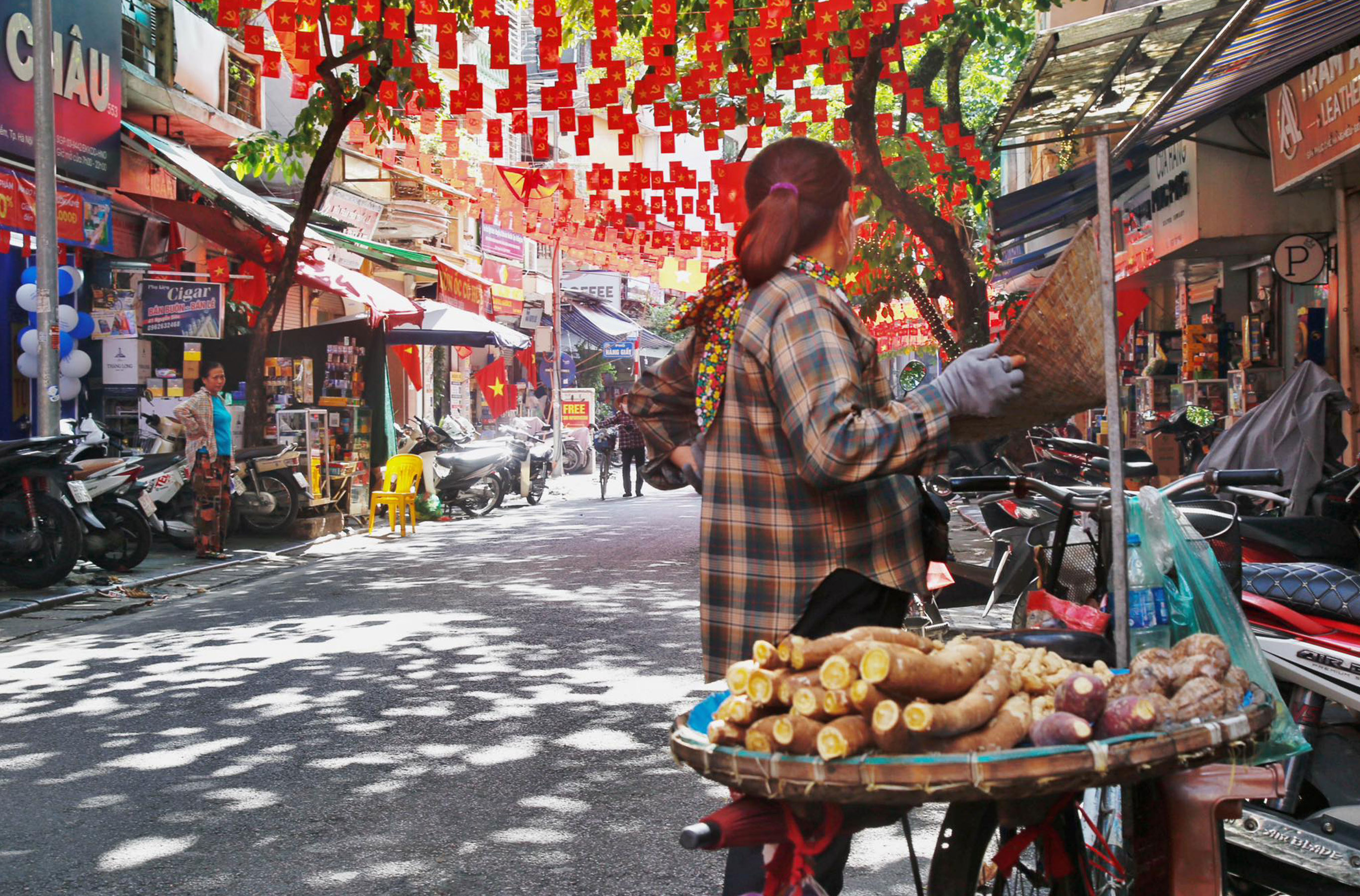 Vietnam to Cambodia: Hanoi Hostels, Beaches & Ancient Ruins