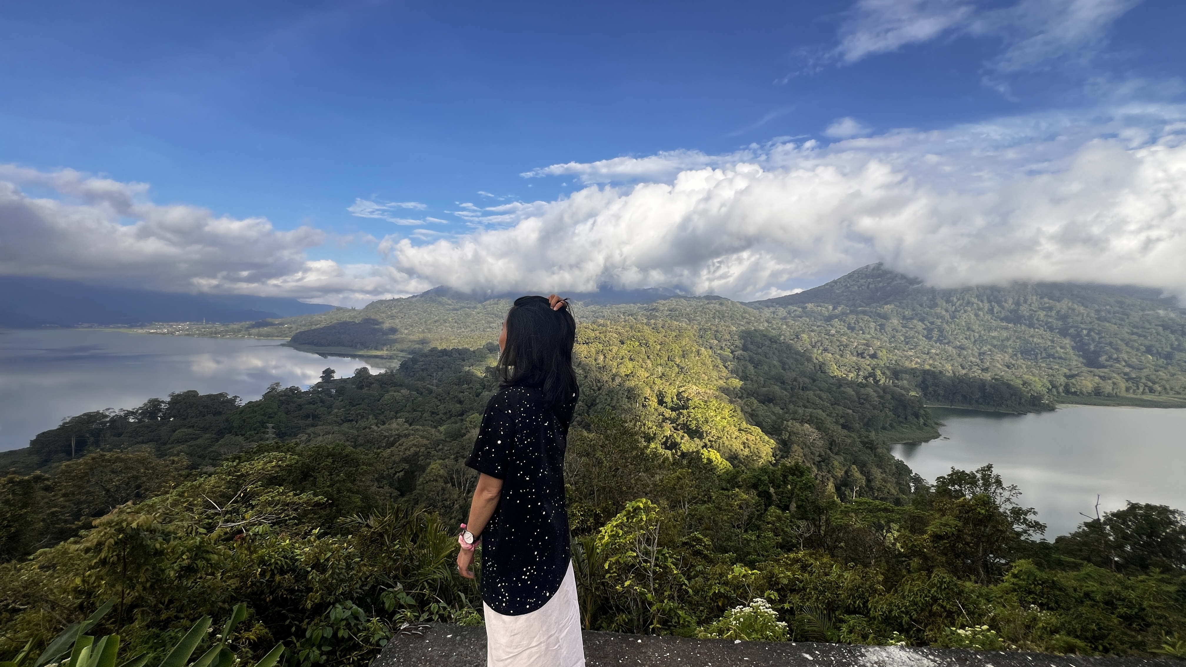 Bangkok to Bali: Street Food, Summits & Island Escapes