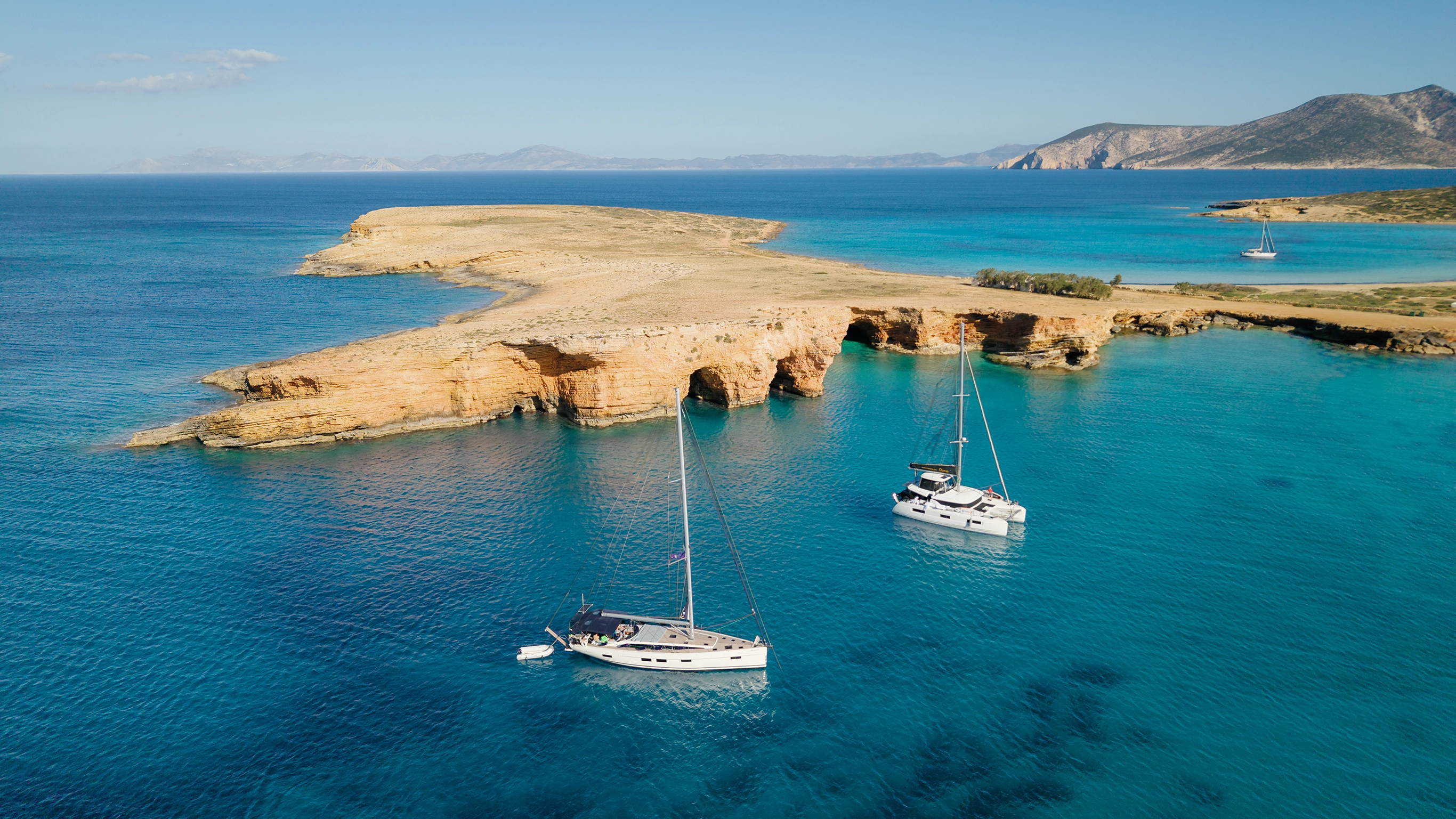 Sailing Greece - Santorini to Mykonos image