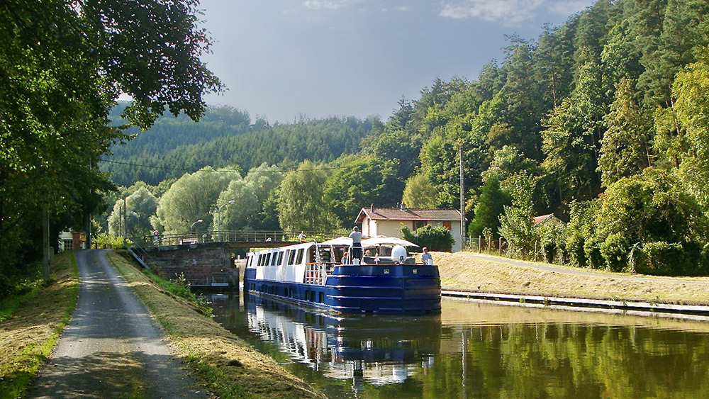 Passing through the canal locks is a highlight of the trip.