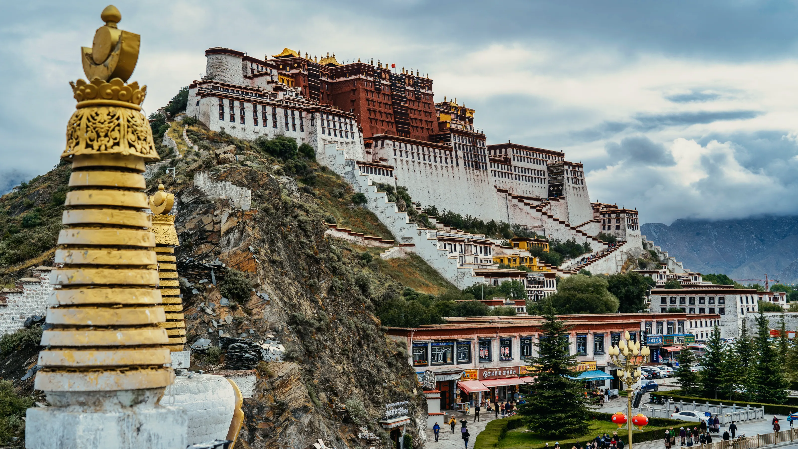 Temples and tea: best things to do in Lhasa, Tibet