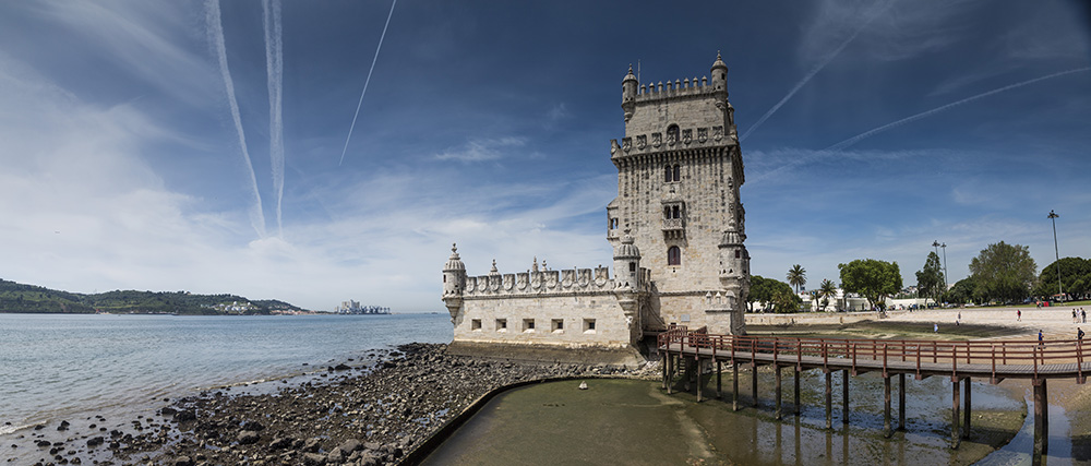 The Belém shoreline.