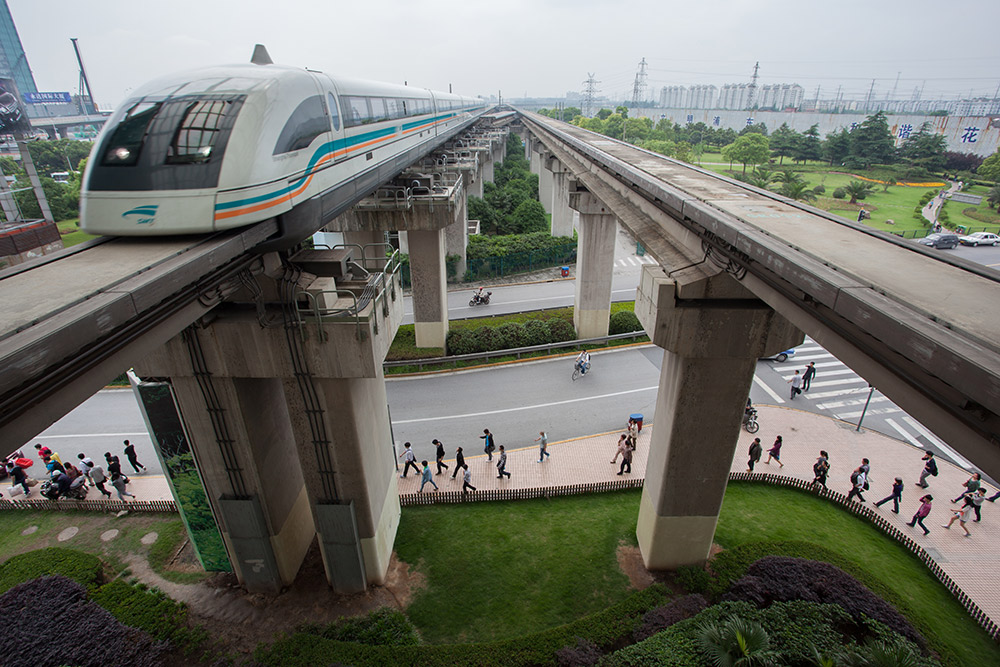 Taking the bullet train turned out to be nothing like I'd expected. It was far better! Photo courtesy Lars P.