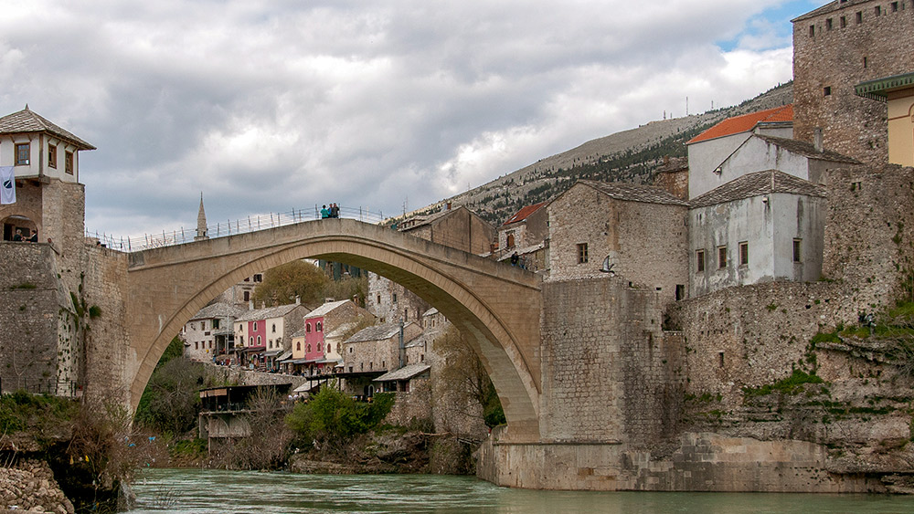 Today, the Stari Most stands as a connection between cultures and religions.