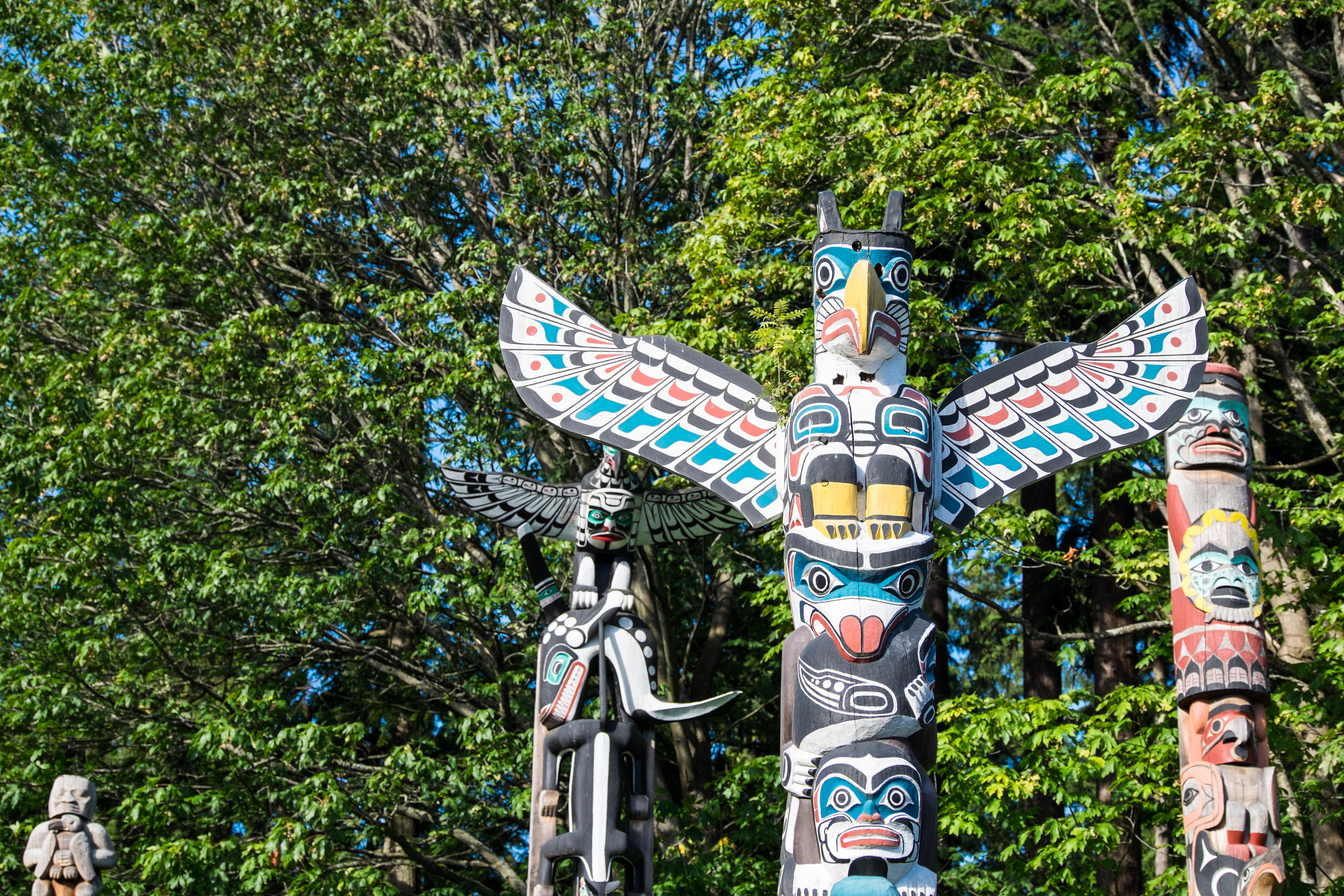 Exploring First Nations culture and art at Stanley Park.