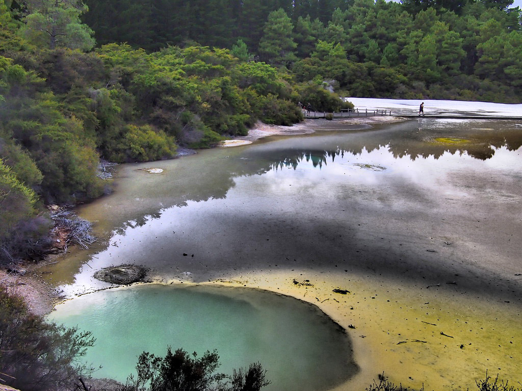 The Artist’s Palette geothermal pool.