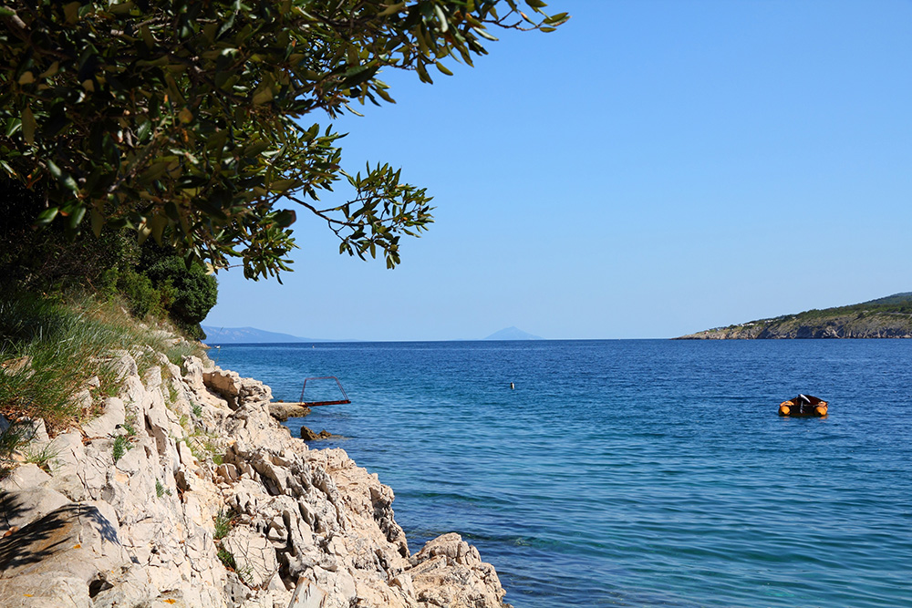 Duga Cove's water is crystal clear.