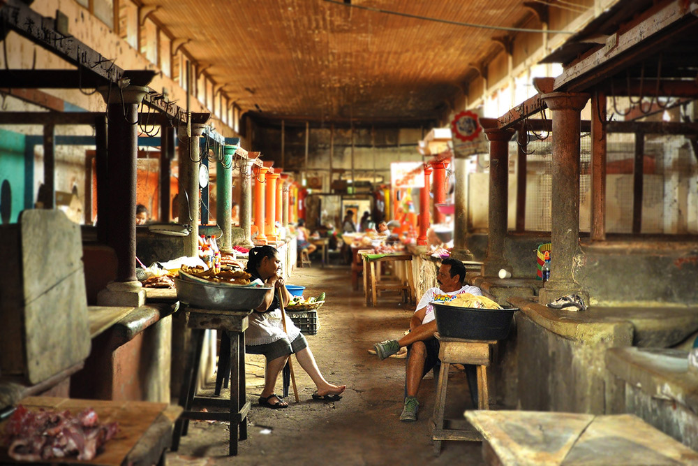 Settle your growing appetite at the Central Market. Photo courtesy Céline C.