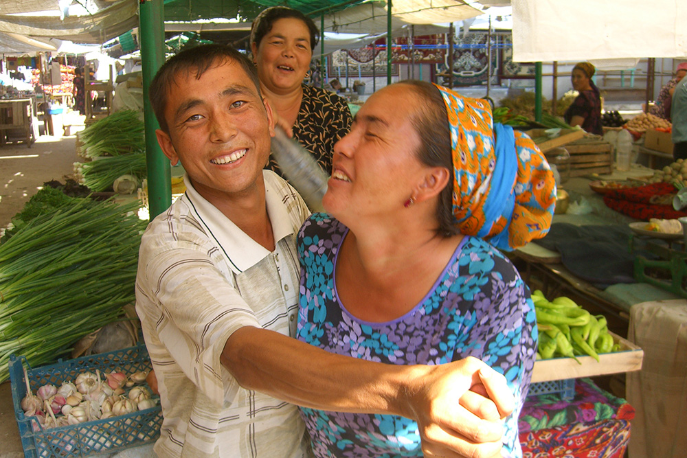 Although Turkmenistan doesn’t get many visitors, local people are very friendly and have fun engaging with travellers.