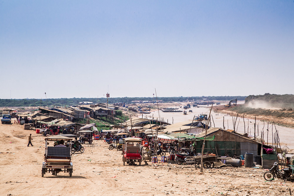 The increasing dryness of the dry seasons is putting a lot of stress on these villages that rely on agriculture.