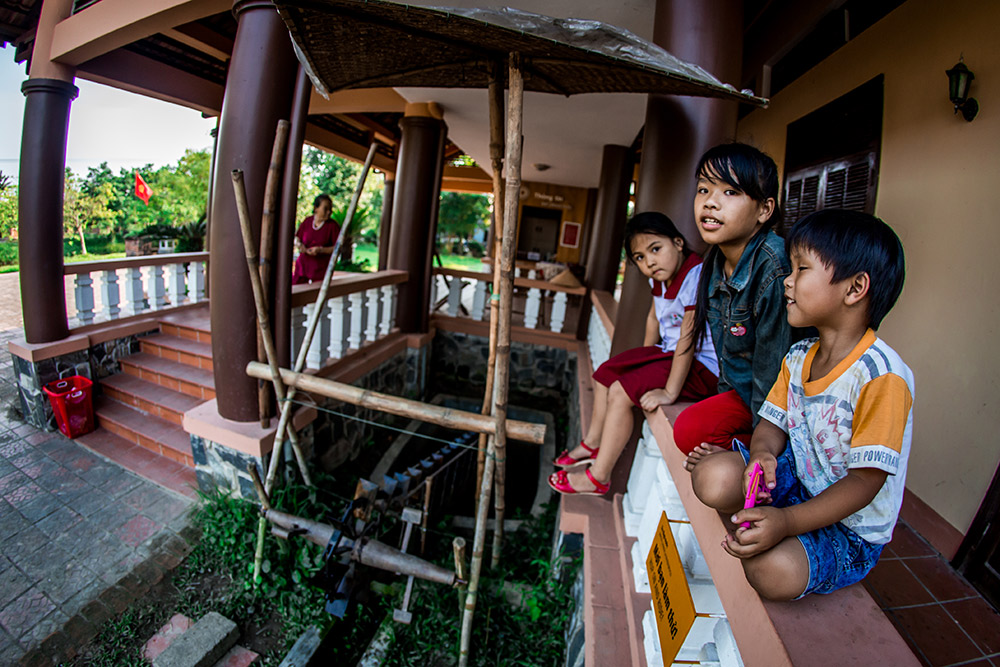 Locals, from kids to adults, are always up for a conversation.