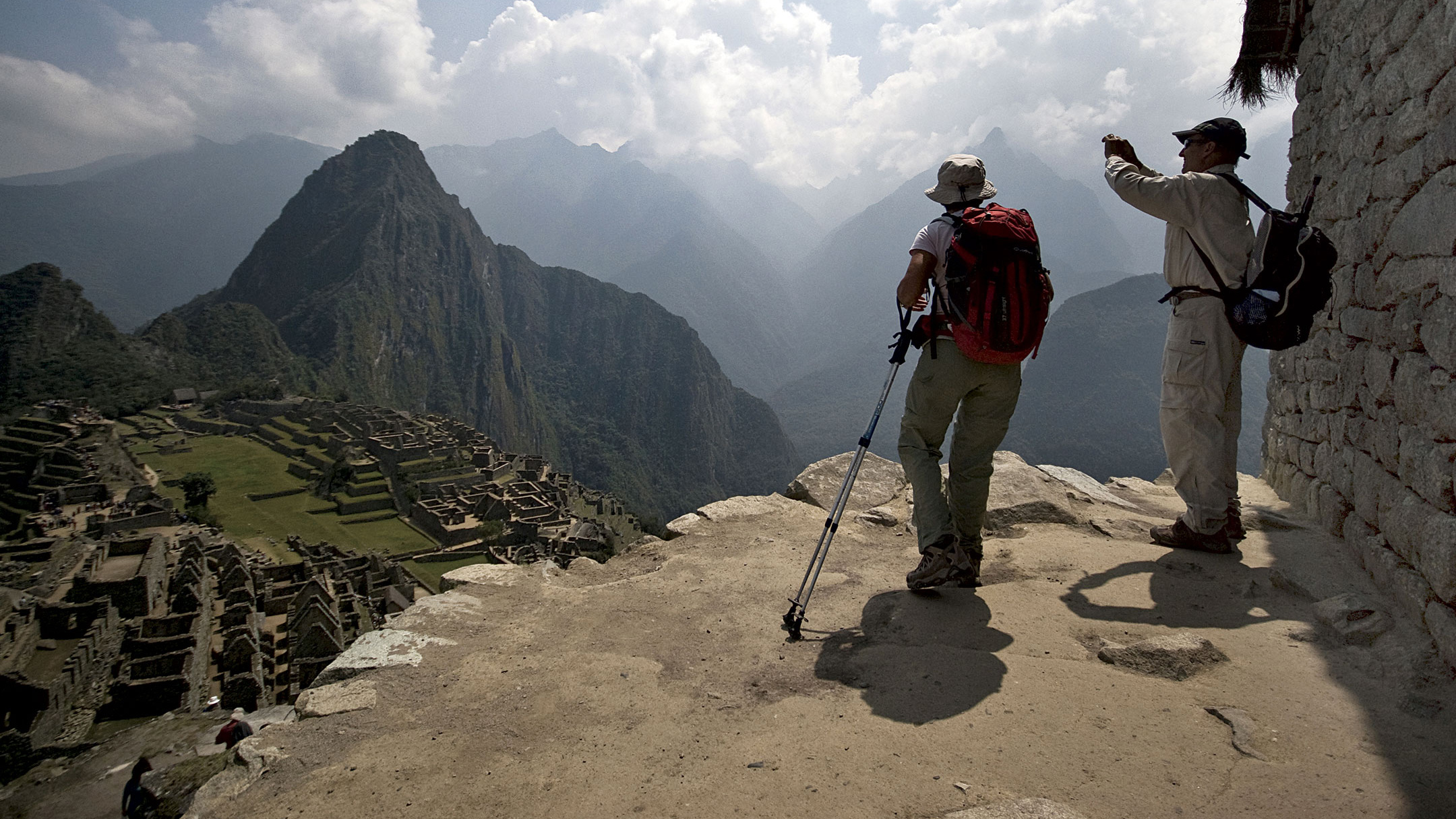 Hiking tours shop to machu picchu