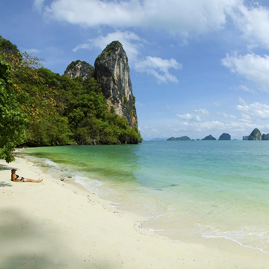 Island hopping by longtail