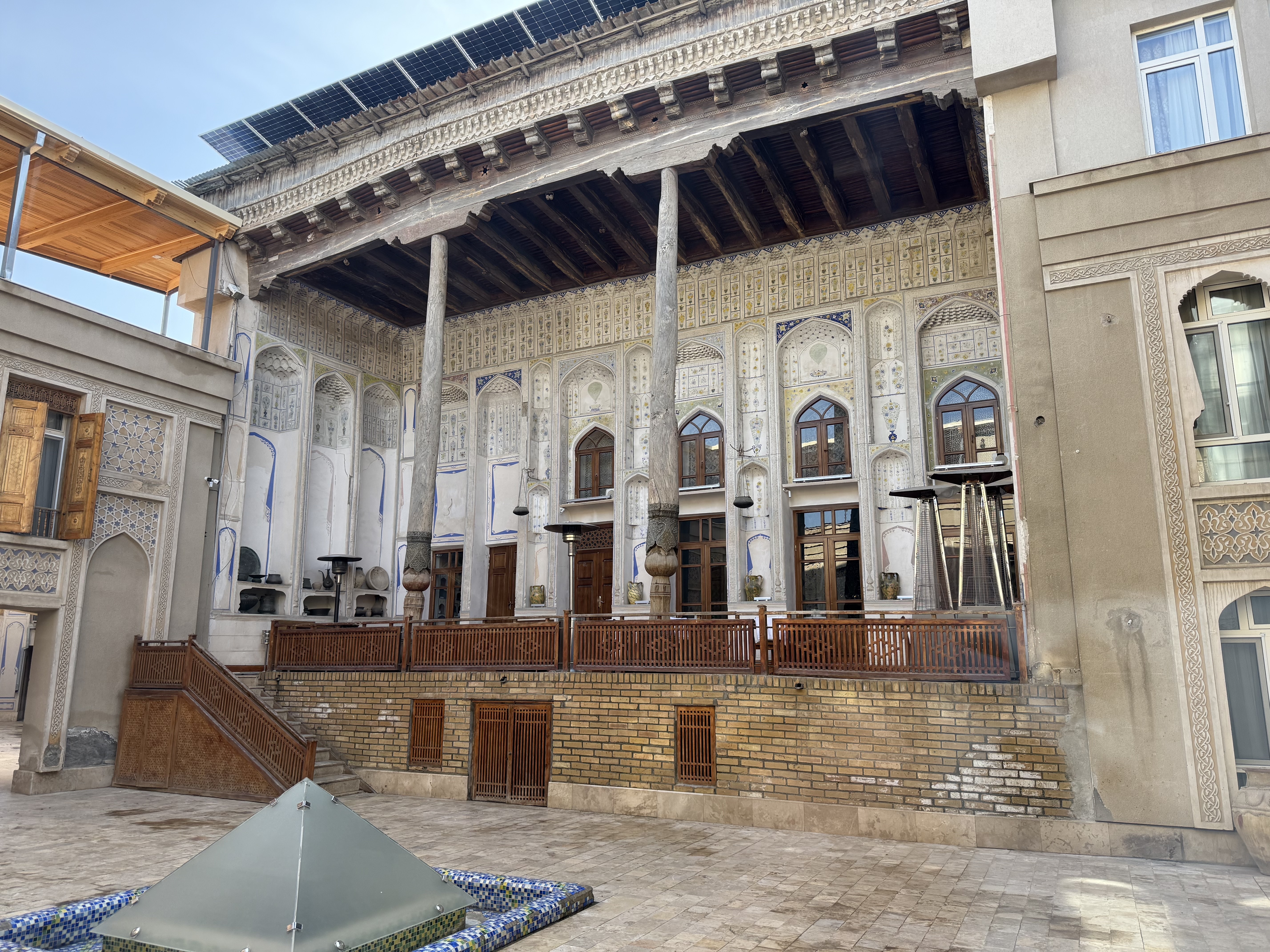 Lyabi House Hotel - Image 1