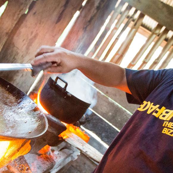 Traditional Thai Guesthouse & Home Dinner