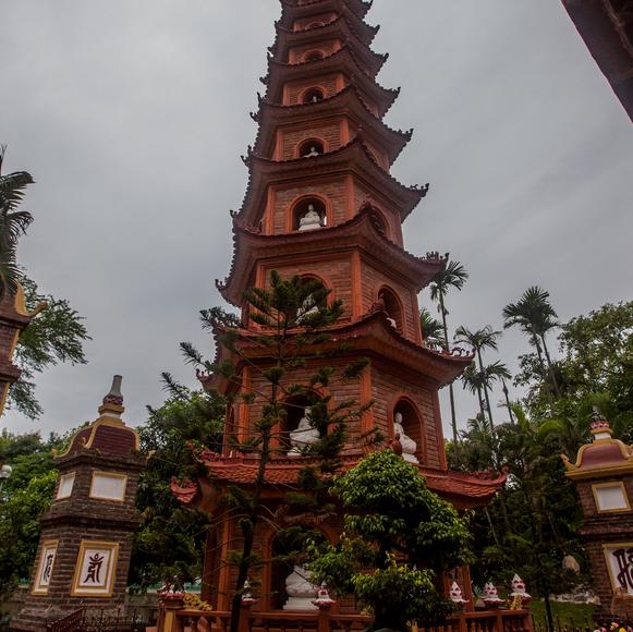 Tran Quoc Pagoda Visit