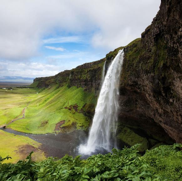 Seljalandsfoss Waterfall Visit