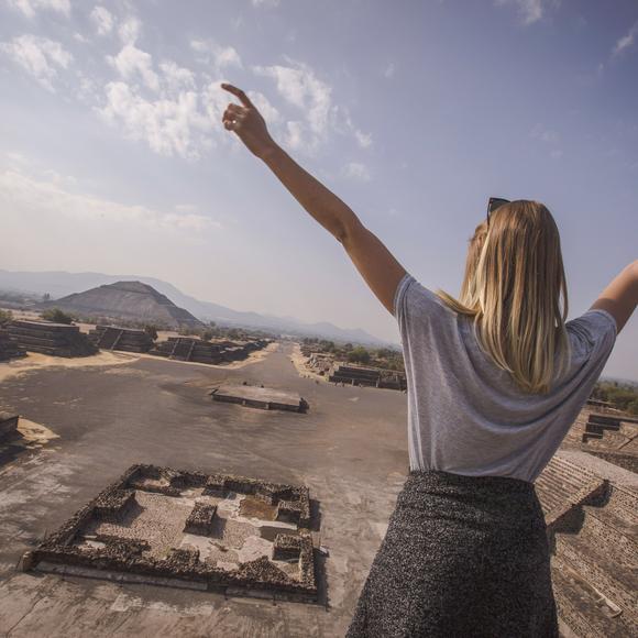 Teotihuacán Pyramids Visit